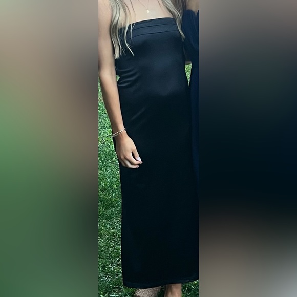 Women’s Summer Satin Strapless Formal Dress - Picture 3 of 3